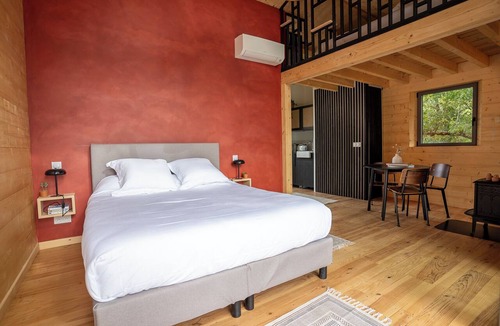Laparade Hotel | Les Coteaux Lodges & Expériences