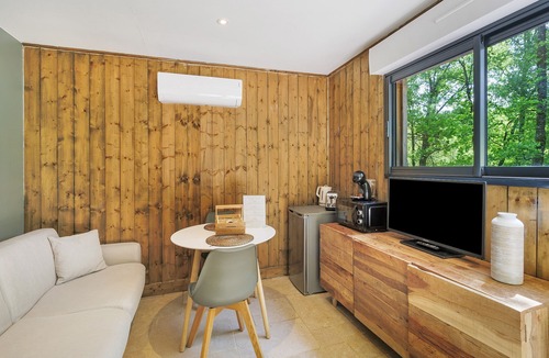 Jayac House | Les Crouquets - Cabane Spa Des Noyers