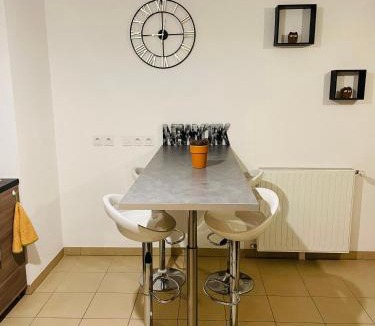 Saint-Mauront Apartment | Les docks libres sud