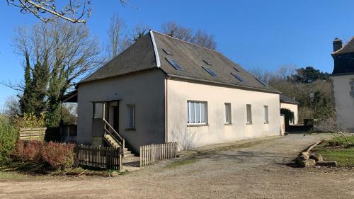 Saint-Derrien House | Les Gîtes du Manoir de Keryvon