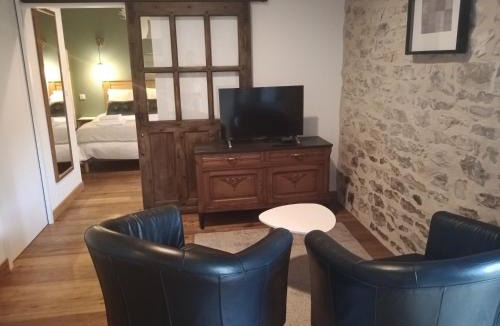Ginals Bed & Breakfast | Les granges de l abbaye