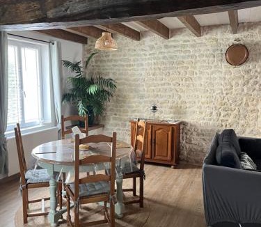 Bernay-Saint-Martin House | Les granges