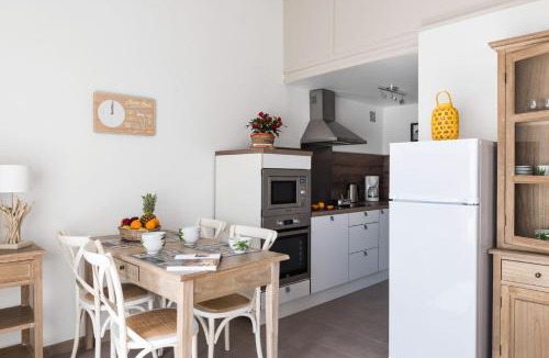 Port Grimaud Apartment | Les Jardins de la Mer