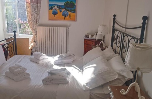 Chef-Boutonne Bed & Breakfast | Les Jonquilles