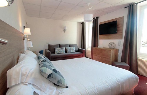 Thueyts Hotel | Les Marronniers