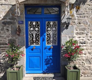 Langourla Bed & Breakfast | ‘Les Portes Bleues’ Chambres d’hôtes