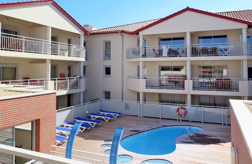 Vieux-Boucau-les-Bains Apartment | Les Sables d’Or T2 Cab by Interhome