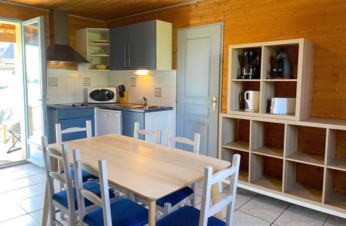 Hautefort House | Les SOURCES Comfort, SPA, Pool, Fishing pond, Playground, Jacuzzi.