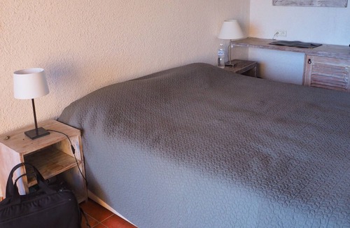 Bormes-Les-Mimosas Apartment | Les Terrasses du Mirage - Large T2 - Swimming pool - Sea view