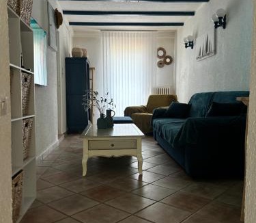 Lamothe-Capdeville Villa | Les Volets Bleus Villa avec piscine et jacuzzi