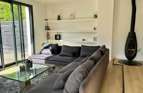 Coueron House | L’Escale Couëronnaise: Between Nantes and the Sea