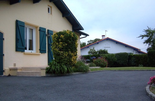 Boucau Villa | Location villa, 4 pers avec jardin, proche océan à Boucau-Côte Basque