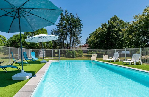 Lesperon Villa | "Lodge 1" with Shared Pool, Private Terrace, and Shared Garden