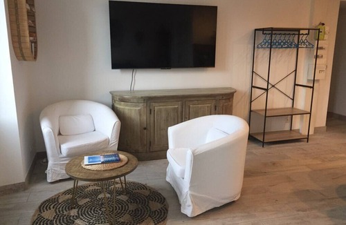 Cogolin Apartment | Loft Charmant Dans les Quartiers Provençaux de Cogolin
