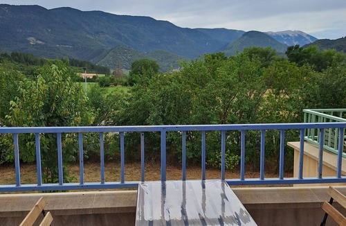 Montbrun-les-Bains Apartment | Logement 2 Chambres, Entièrement Rénové, Dans Résidence Avec Piscine