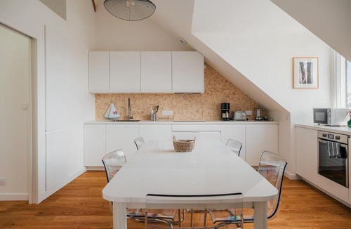 Cimetiere de l'Est Apartment | Logement calme proche centre ville