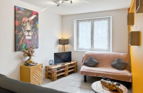Jussac House | Logement de 40m2 de plein pieds dans une maison avec parking et terrasse