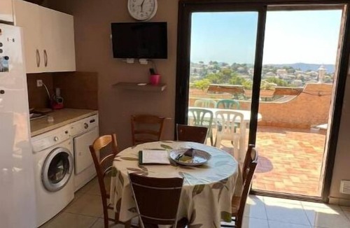 Carnoux-en-Provence House | Logement de Charme Proximité Cassis et Calanques