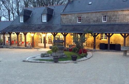 Douarnenez Hotel | Logis- Auberge De Kerveoc'h