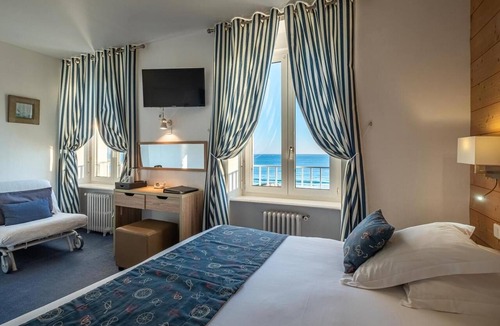 Audierne Hotel | Logis Hôtel de la Plage