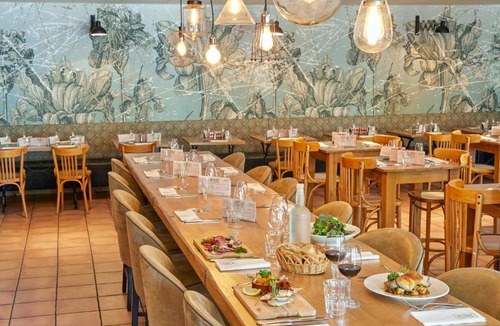 Portes-les-Valence Hotel | Logis Hotel Le Nouvel