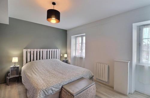 Espelette Apartment | LORBLANC - Apartment Centre Ville - 8 pers