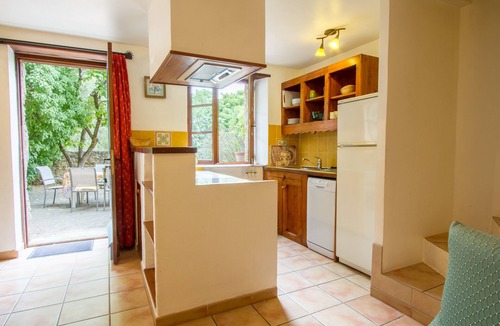 La Haute Maure House | Lou Penequet, a charming Mas in Provence with shared pool, countryside