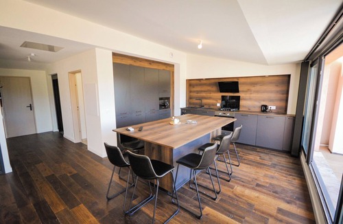 Manosque Apartment | Love Elevator - Romantic rooftop with a private elevator in the heart of Manosque