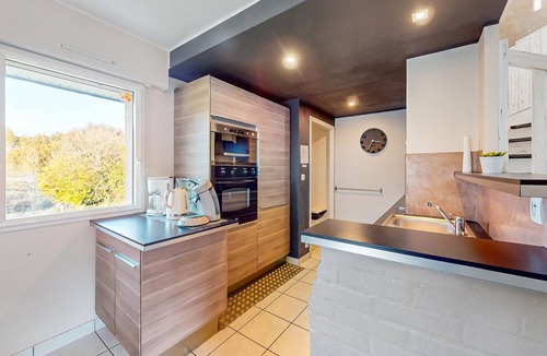 Kerherou House | Lovely home in Moëlan-sur-Mer with sauna