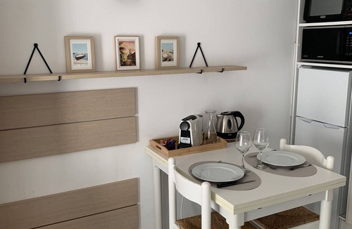 Old Town Apartment | Lovely studio with swimming pool - Victoria Palace