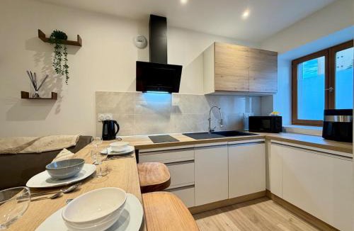 Bourgoin-Jallieu Apartment | Lua, Proche Centre, Wifi