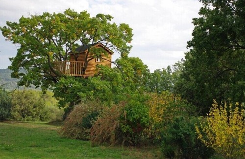 Croagnes Villa | Luberon villa 10 pers. 2 in CABANE PERCHEE in an oak- HEATED swimming pool