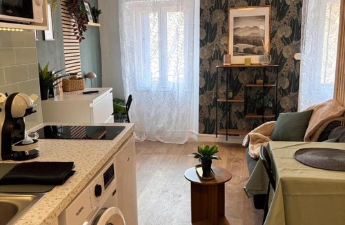 Belgentier Apartment | Lunea Cocon cinéma popcorn et café d'accueil