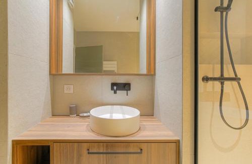 7th Arrondissement Apartment | Luxe et Design avec parking gratuit