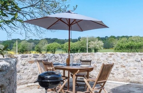 Pouldergat House | Luxury farmhouse with private jacuzzi and sauna near Douarnenez