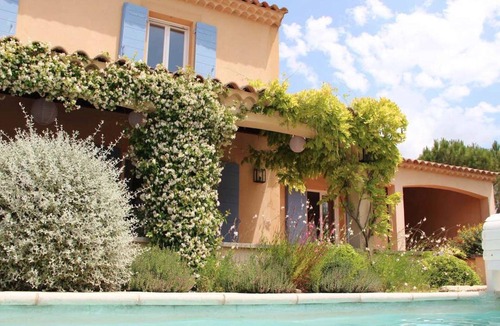 Saumane-de-Vaucluse Villa | Luxury Provence Villa | Villa du Moulin | 3 Bedrooms | Private Pool