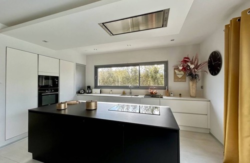 Perpignan House | Luxury villa Private pool 15 min from the beaches 8VB11