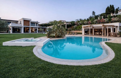 Saint-Isidore House | Luxury Villa West Nice