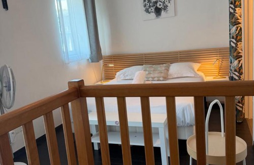 Grand Lyon Apartment | Lyon Confluence - duplex au calme avec parking privé en option