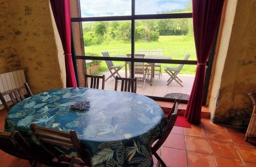 Salles-sur-lʼHers House | Magnificent Gite in a peaceful natural setting