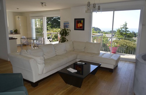 Crozon House | Magnificent Panoramic View of Douarnenez Bay, sleeps 8