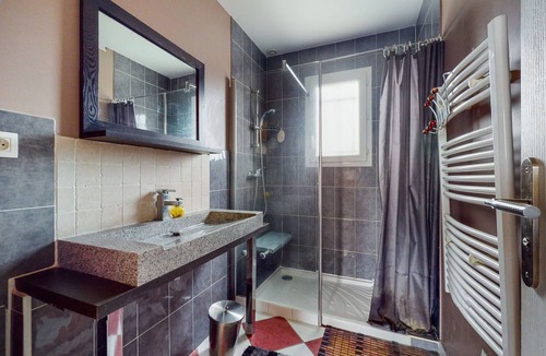 Miplaine House | Magnifique Maison Dans Quartier Résidentiel