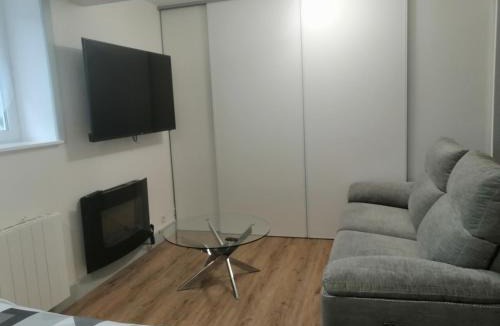 Dignac Apartment | Magnifique studio neuf et indépendant à la campagne