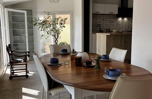 La Jetee House | Maison à Canet Plage proche de la plage et des commodités - FR-1-696-84