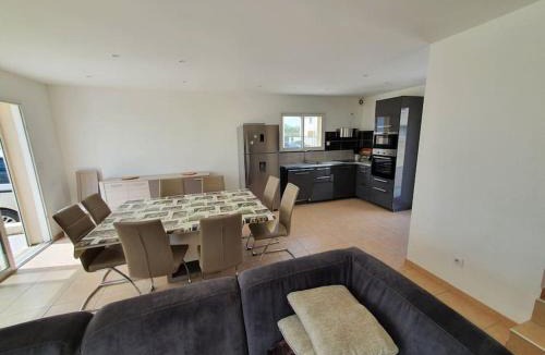 Salin-de-Giraud House | Maison 3 chambres, quartier calme, vue sur les salines !