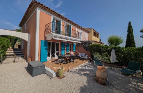 La Rouviere House | Maison 6 personnes au calme avec piscine, golf, tennis