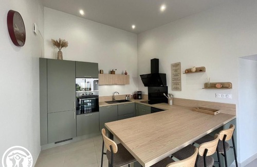 Saint-Vincent-Sterlanges House | Maison avec clim et parking - 6 pers. - FR-1-426-613