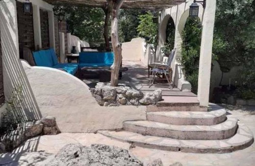 Neoules House | Maison atypique style mexicaine