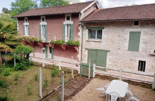 Saint-Front-la-Riviere House | Maison au bord de la Rivière Dronne en Périgord Vert