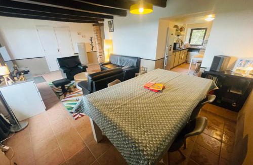 La Chapelle-de-Brain House | Maison au calme pour 7 personnes